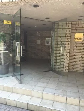 テラス外苑ビルの外観