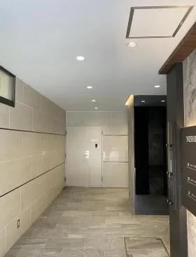 西新宿MKビルの外観
