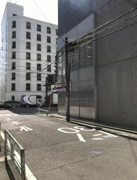 Barbizon71の外観
