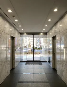 センタークレストビルの外観