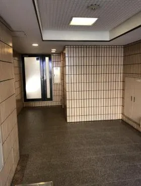 日興パレス千駄ケ谷ビルの外観