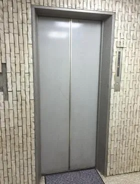 コーヨービルの外観