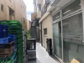 矢後ビルの外観