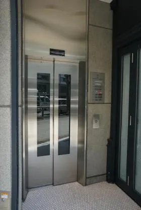 JS神宮前PROPERTYの外観