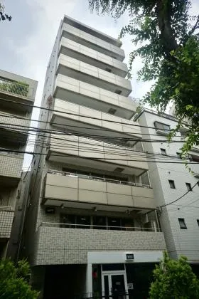 J・SIXビルの外観
