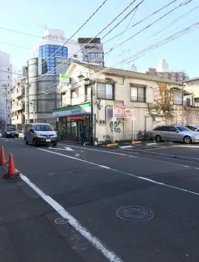 山水ビルの外観