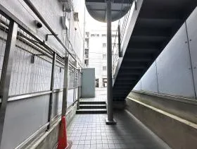 いちご神田小川町ビルの外観