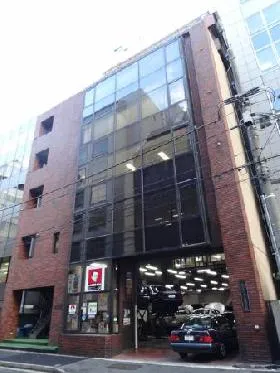 小川ビルの外観