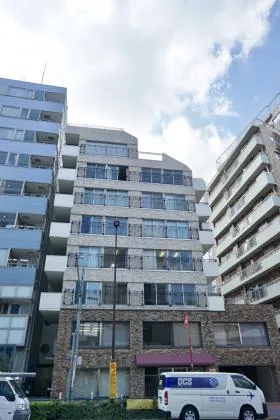 第25宮庭マンションビルの外観