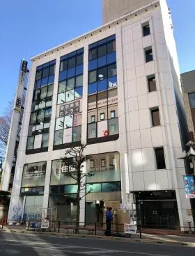 ロータスビルの外観