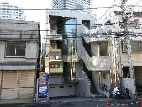 新陽赤坂ビルの外観