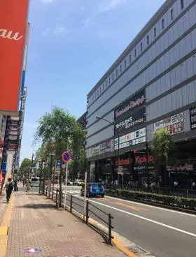 日本生命吉祥寺本町ビルの外観