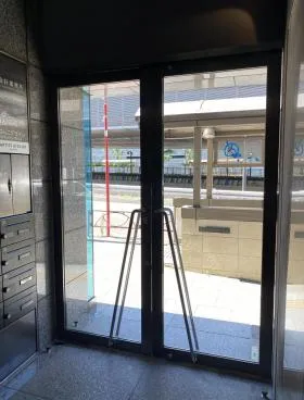 南平台宝来ビルの外観
