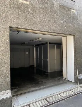 南平台宝来ビルの外観