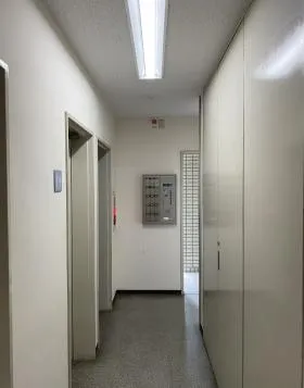 サンライズ三田ビルの外観