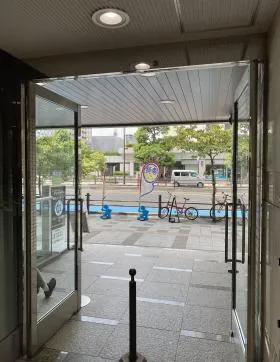 サンライズ三田ビルの外観