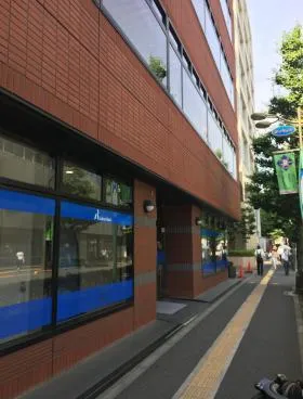 三鷹高木ビルの外観
