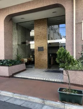 千駄ヶ谷マンハイムビルの外観