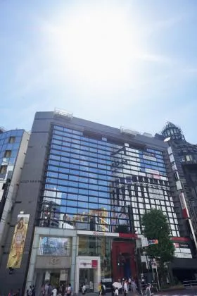 NMF渋谷公園通りビルの外観