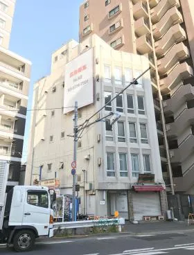 佐一代々木ビルの外観