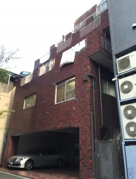 千駄ケ谷エレガンスビルの外観