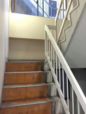 千駄ケ谷エレガンスビルの外観
