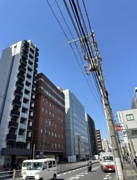 ミヤデラビルの外観