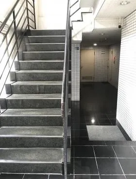フォーラム千駄ケ谷の外観