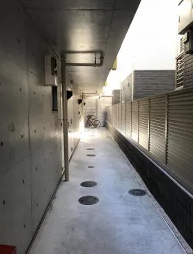 M&Nビルの外観