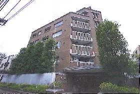 ラナイヘリテイジ原宿ビルの外観