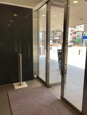 平野ビルの外観