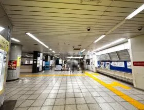 東京メトロ有楽町線「新富町駅」