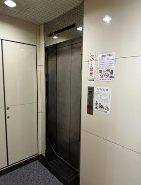 共和ビルの外観