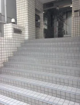 ピュア虎ノ門の外観