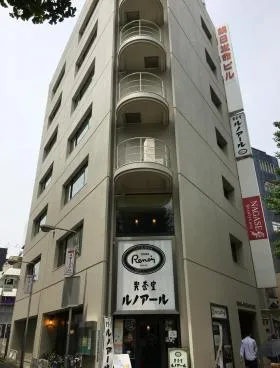 朝日生命三鷹ビルの外観