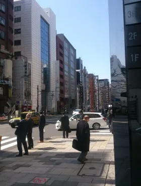 新宿御苑さくらビルの外観