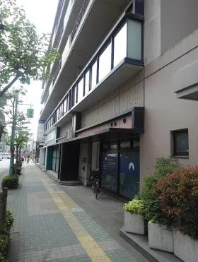 NNビルの外観