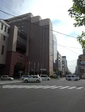 NNビルの外観