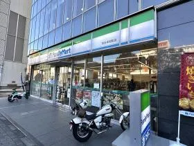ファミリーマート