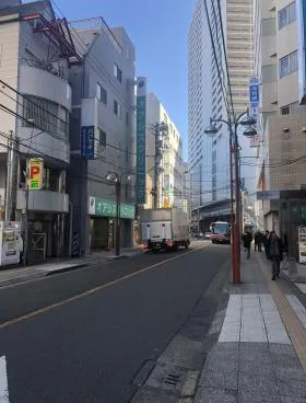 コアビルの外観