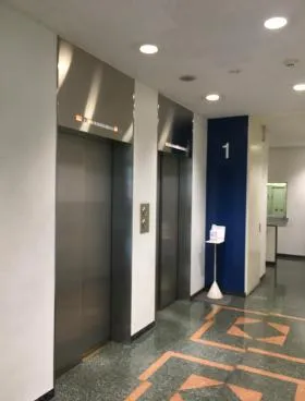 立川三菱ビルの外観
