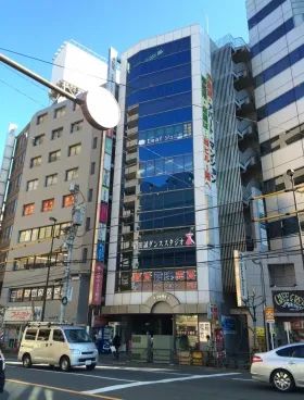 中山本社ビルの外観