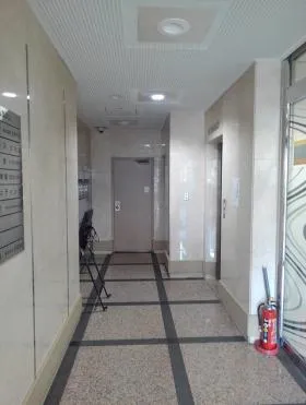 立川わかぐさビルの外観