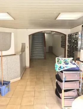 毛利ビルの外観