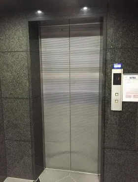 いずみ日本橋ビルの外観