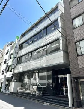 いずみ日本橋ビルの外観