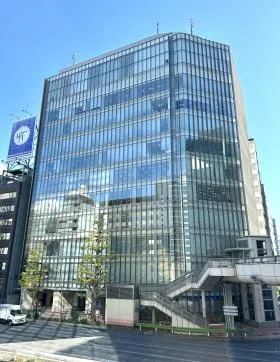 日土地銀座ビルの外観
