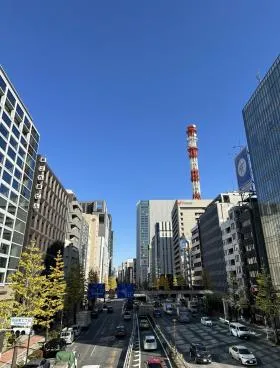 日土地銀座ビルの外観
