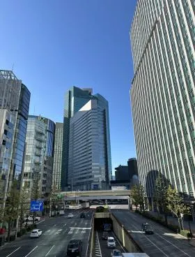 日土地銀座ビルの外観