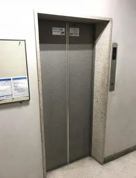 新宿ユニオンビルの外観